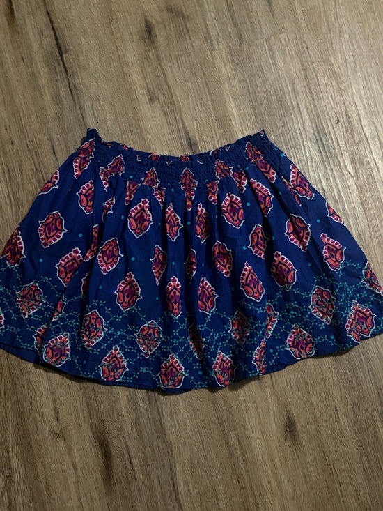 Arizona Jean Company Dresses & Skirts - Arizona Jeans - Royal Blue Printed Skirt - Size - XLG 14/16